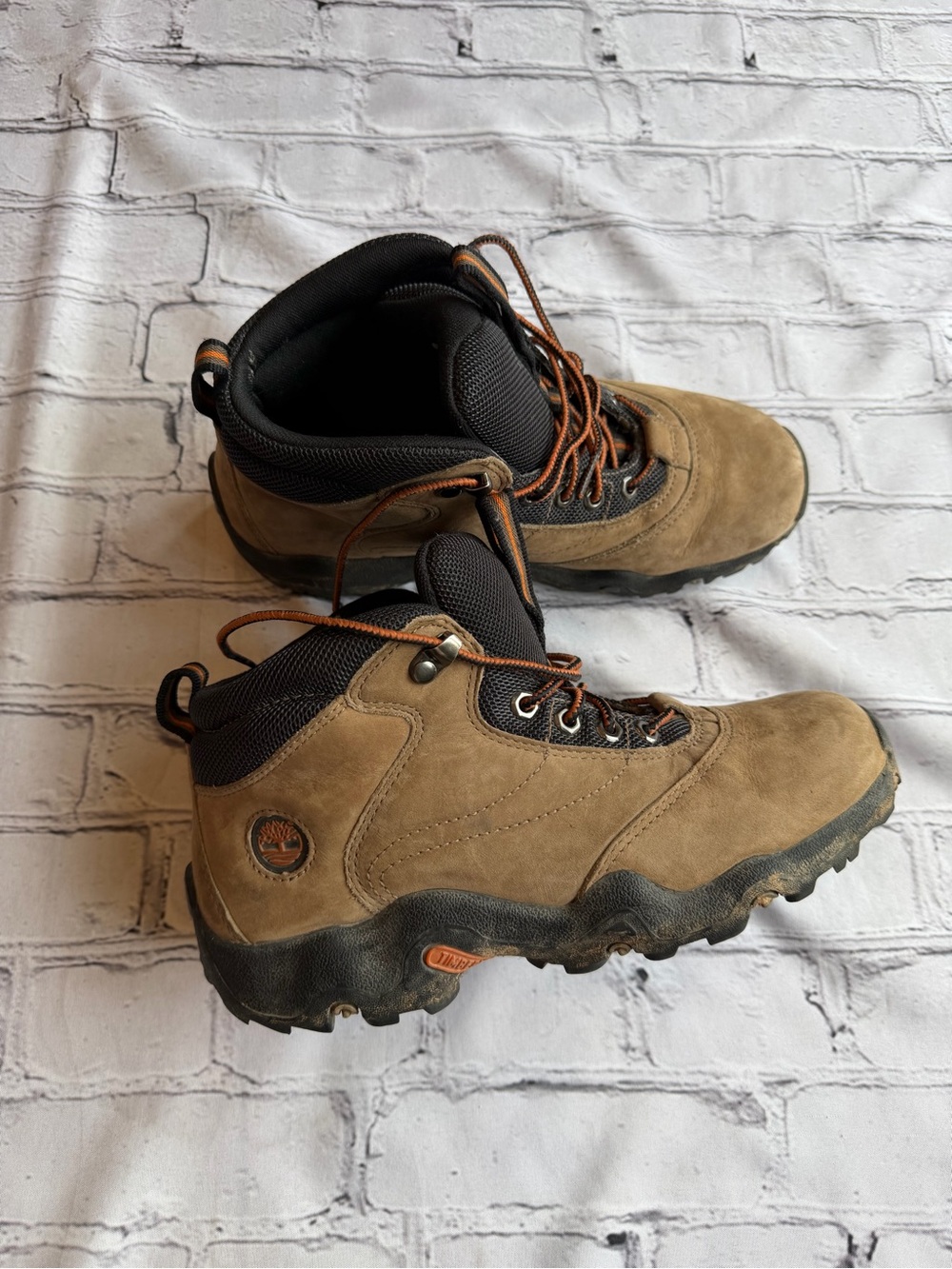 Timberland Women’s Leather Hiking Boots Lace Up Hightop GorpCore Size 6M Granola